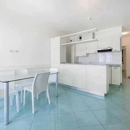 Bilocale Acquamarina - Goelba مارتْشانا مارينا