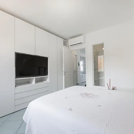 Apartment Bilocale Acquamarina - Goelba *