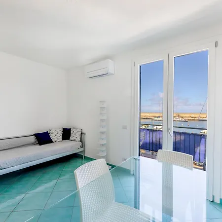 Bilocale Acquamarina - Goelba