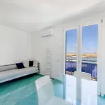 Bilocale Acquamarina - Goelba